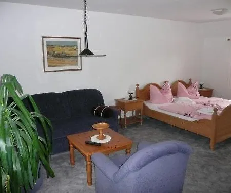 Konukevi Im Landgasthof Heukewalde